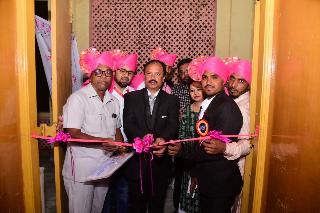 पैसा, सत्ता, जात, धर्म यांच्या प्रभावाखाली पत्रकारिता करू नका – देवानंद सिन्हा
