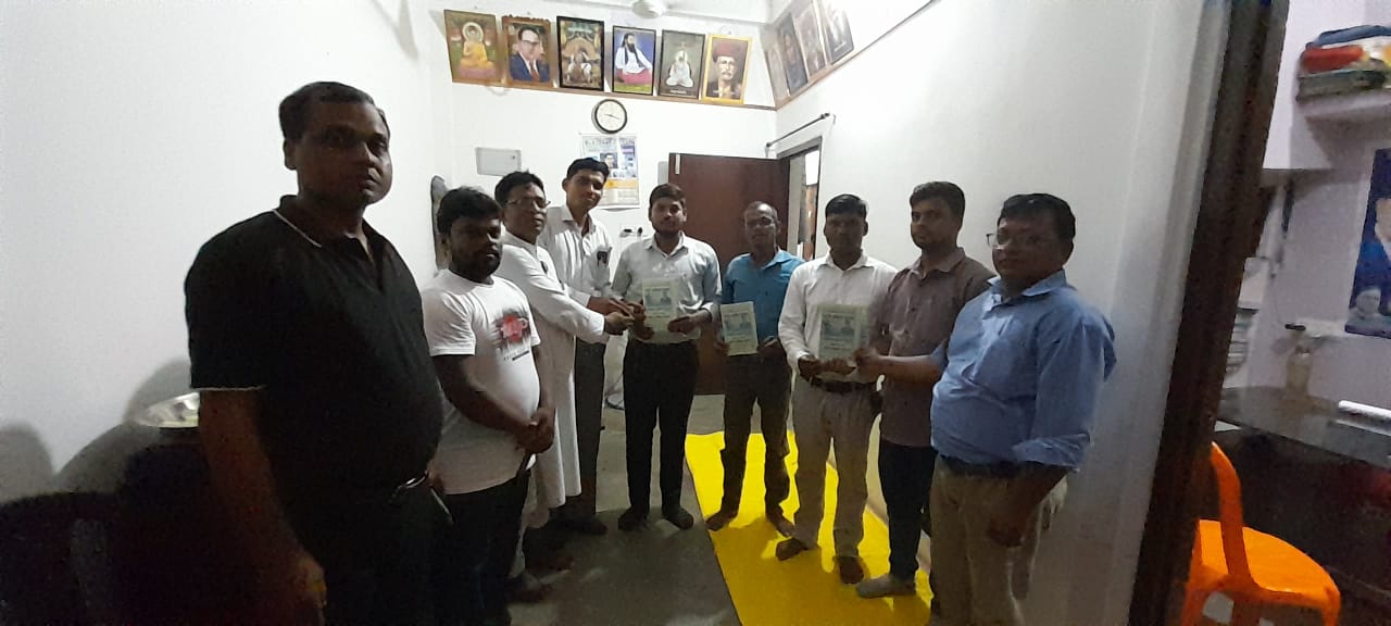 राष्ट्रीय अंबेडकर महासभा की कोर कमेटी की बैठक सहभोज पर संपन्न:-
